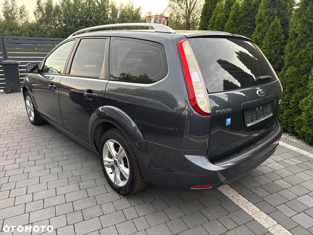 Ford Focus 1.6 Ti-VCT Titanium - 4