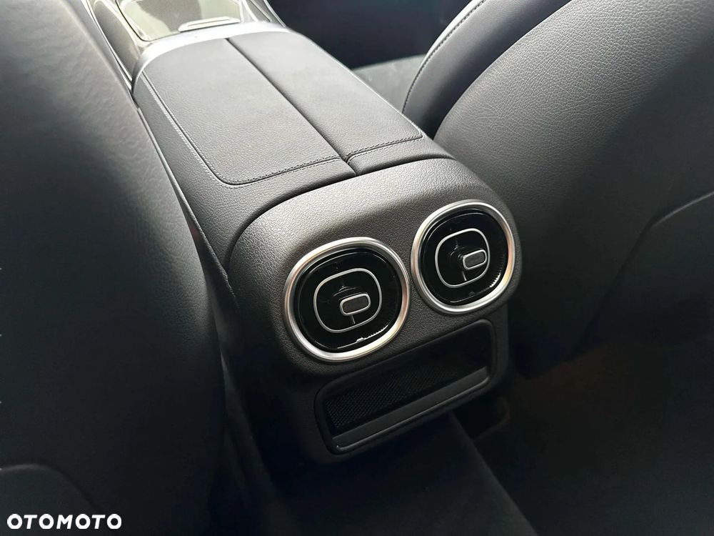 Mercedes-Benz GLC Coupe 200 mHEV 4-Matic AMG Line - 27