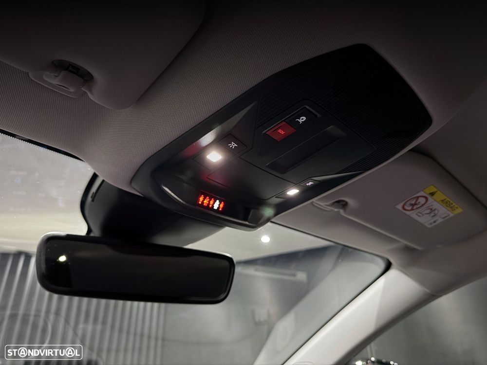 Peugeot 408 1.2 Hybrid GT e-DCS6 - 28
