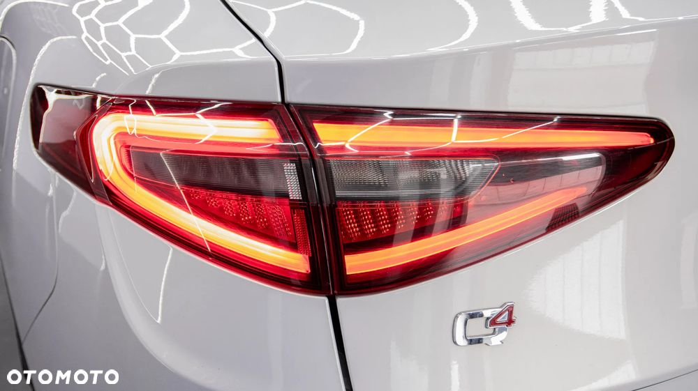 Alfa Romeo Stelvio 2.0 Turbo TI Q4 - 15