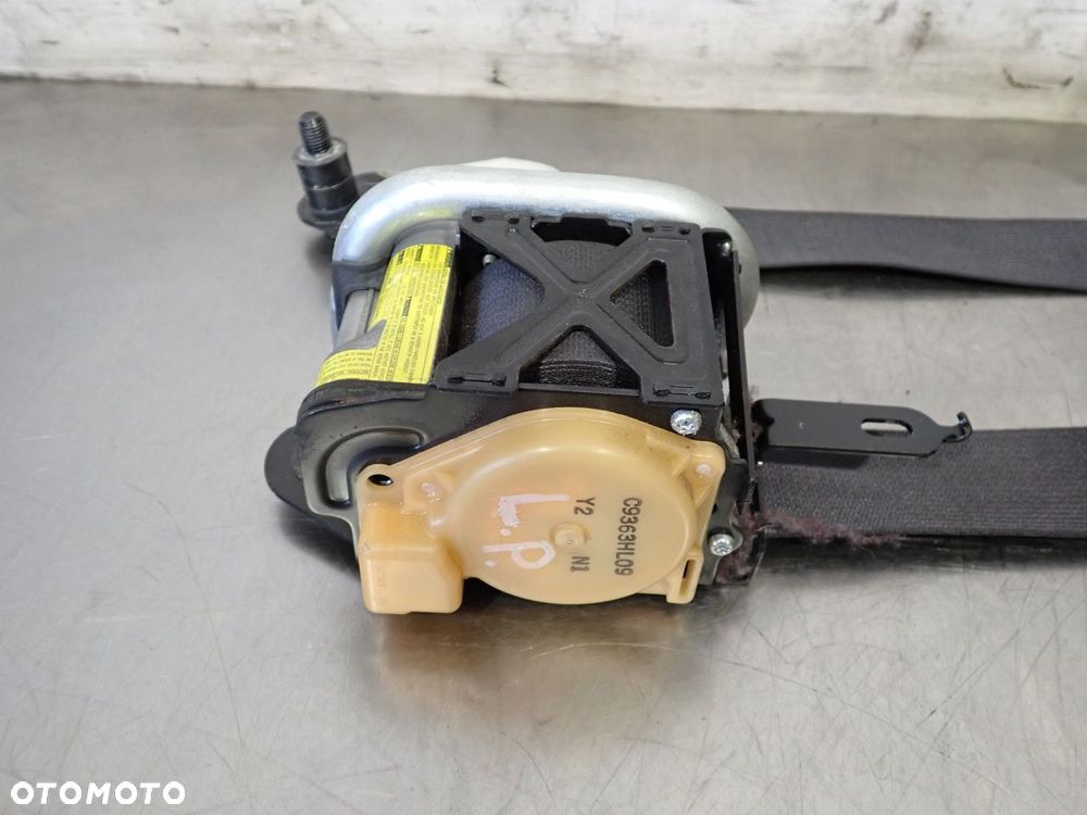 PAS LEWY PRZEDNI BEZPIECZEŃSTWA SUBARU IMPREZA 1.5 - 2
