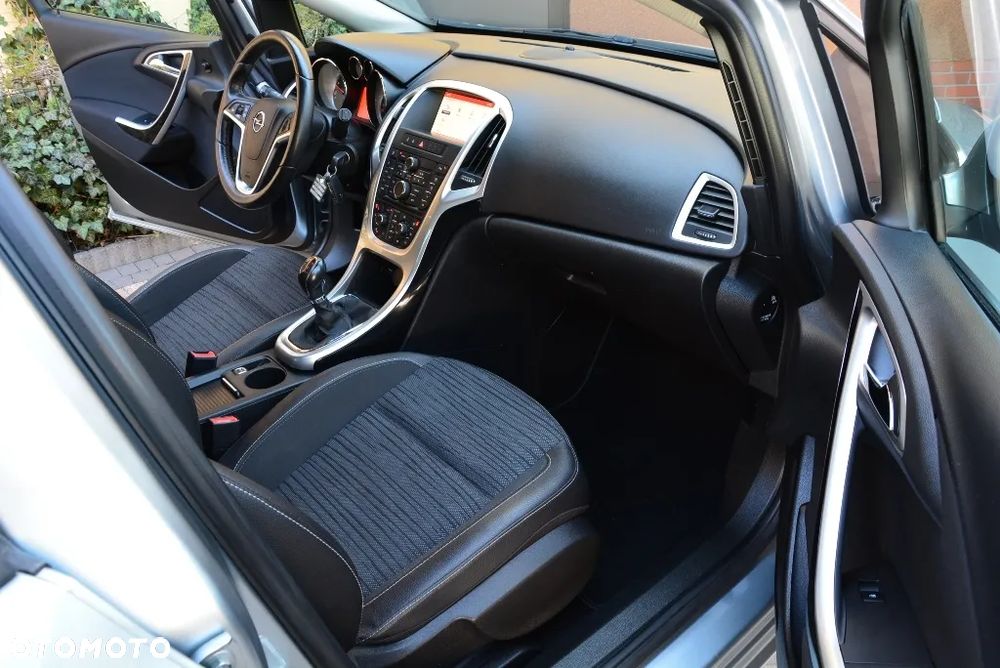 Opel Astra 1.4 Turbo ENERGY - 22
