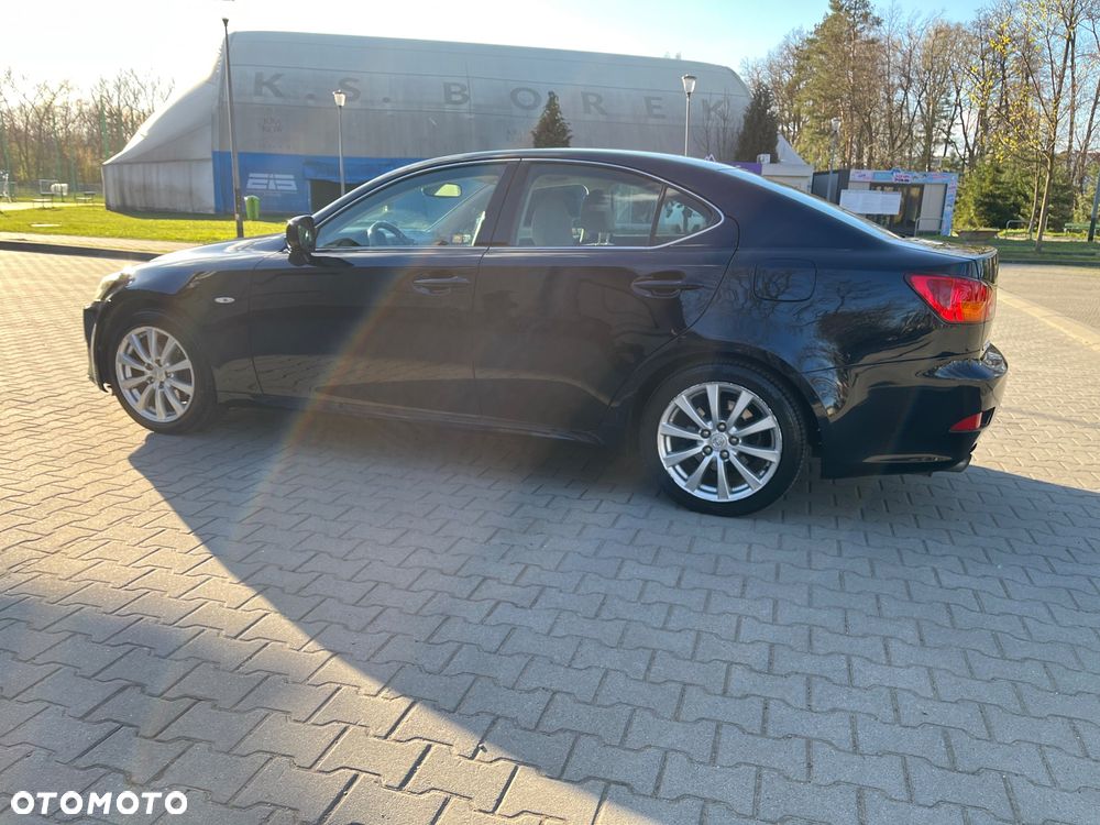 Lexus IS 250 Prestige - 4