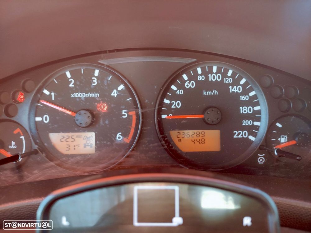 Nissan Navara 2.5 dCi CD LE Premium - 11