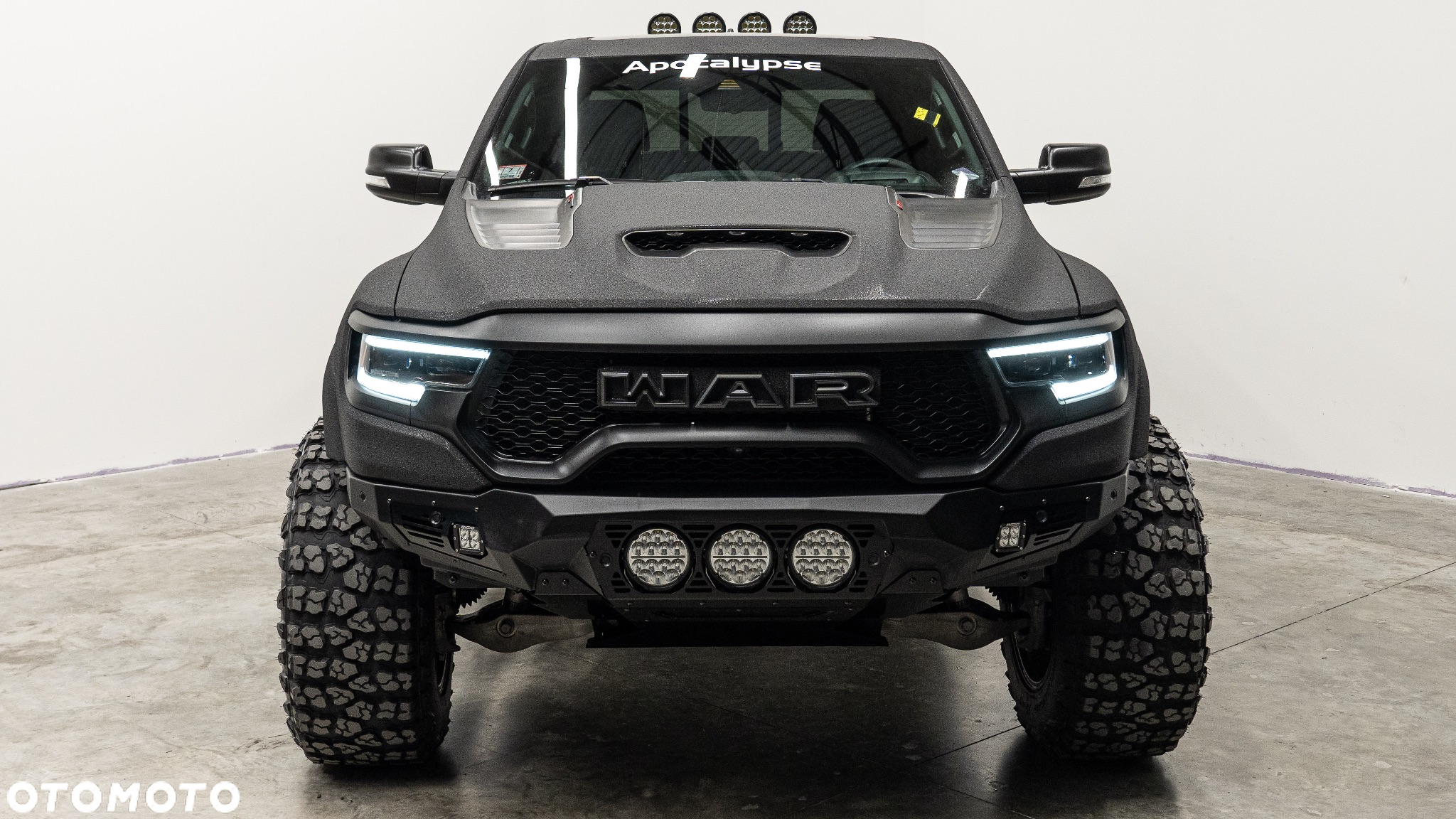 RAM 1500 TRX - 2