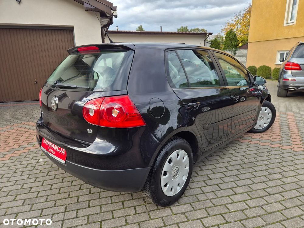 Volkswagen Golf 1.6 Comfortline - 7