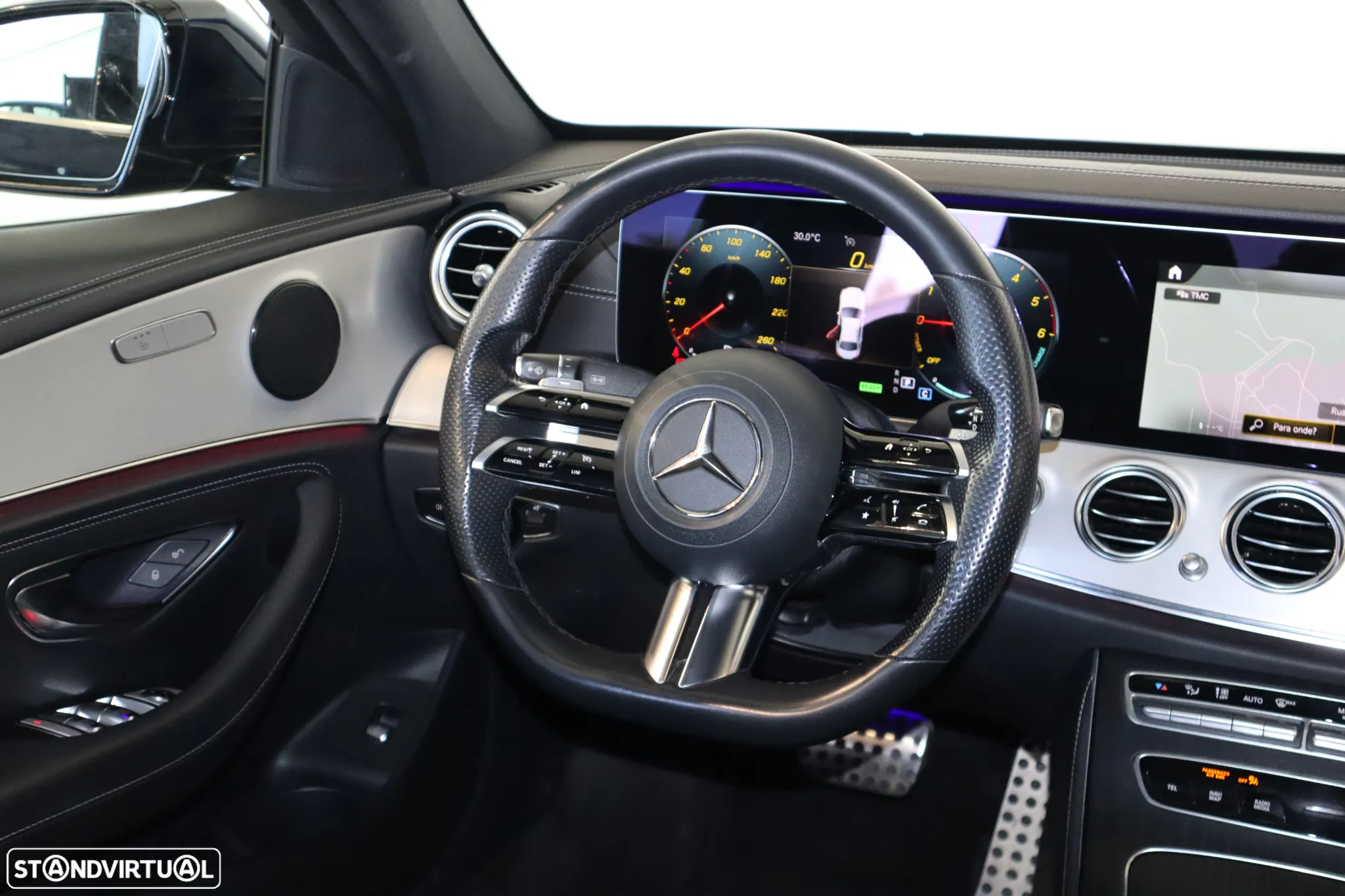 Mercedes-Benz E 300 de AMG Line - 10