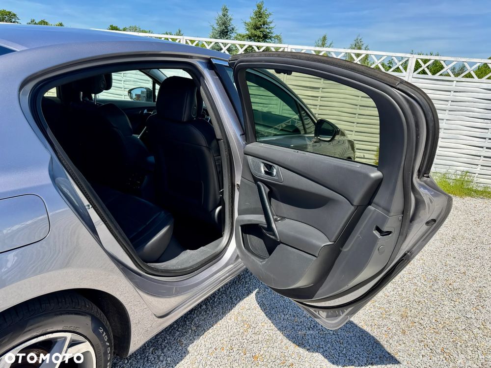 Peugeot 508 BlueHDi 180 EAT6 Stop&Start Allure - 36