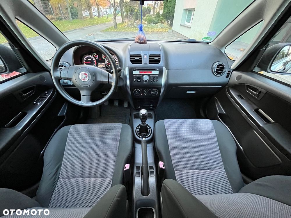 Fiat Sedici 1.6 16V 4x2 Emotion - 18