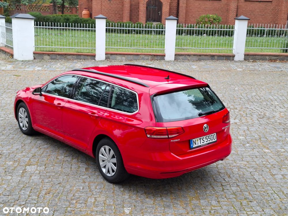 Volkswagen Passat Variant 2.0 TDI (BlueMotion Technology) Comfortline - 12