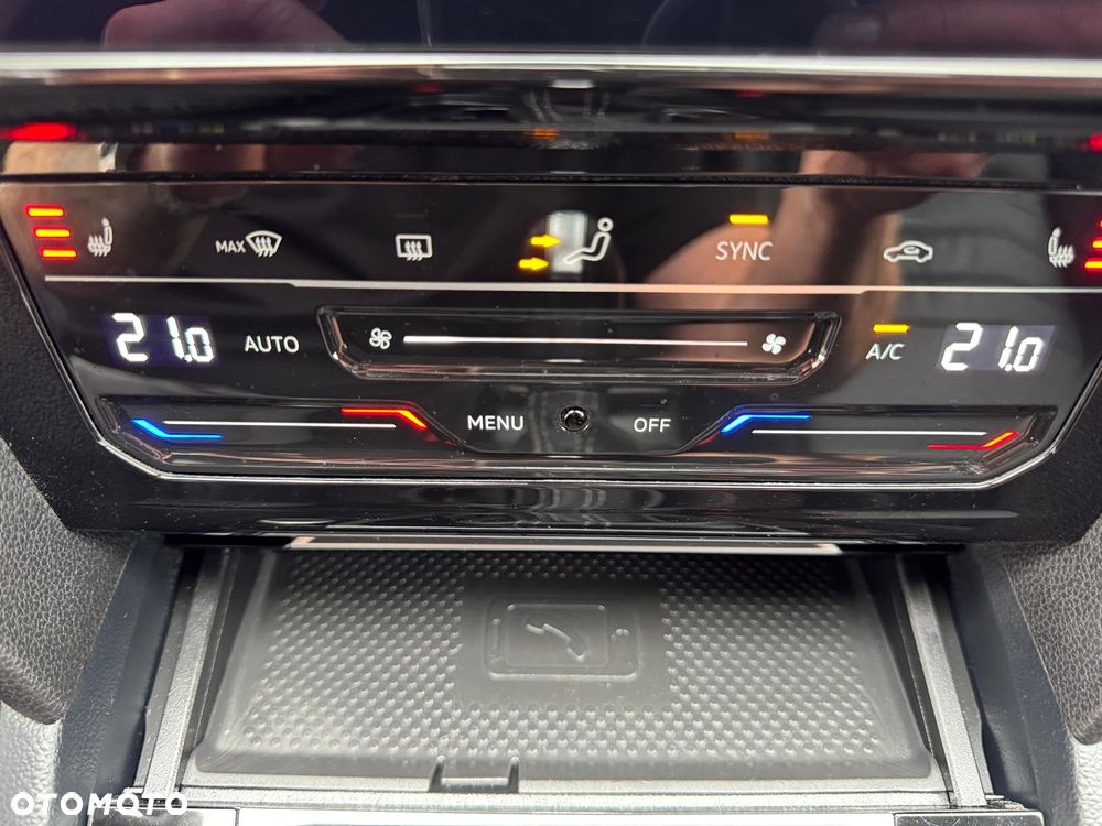 Volkswagen Arteon 2.0 TDI R-Line DSG - 34