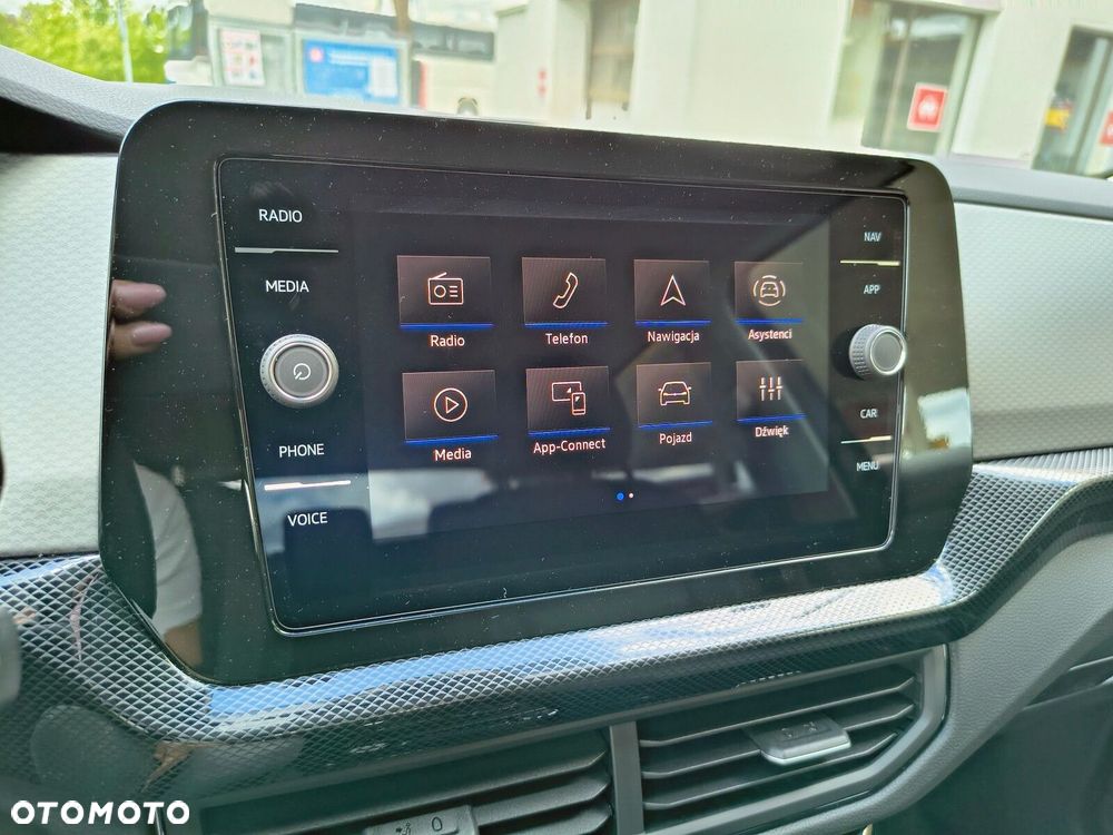 Volkswagen T-Cross - 13