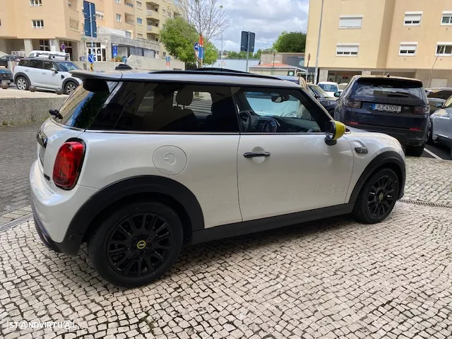MINI 3 Portas Cooper SE Premium P. Essential - 36
