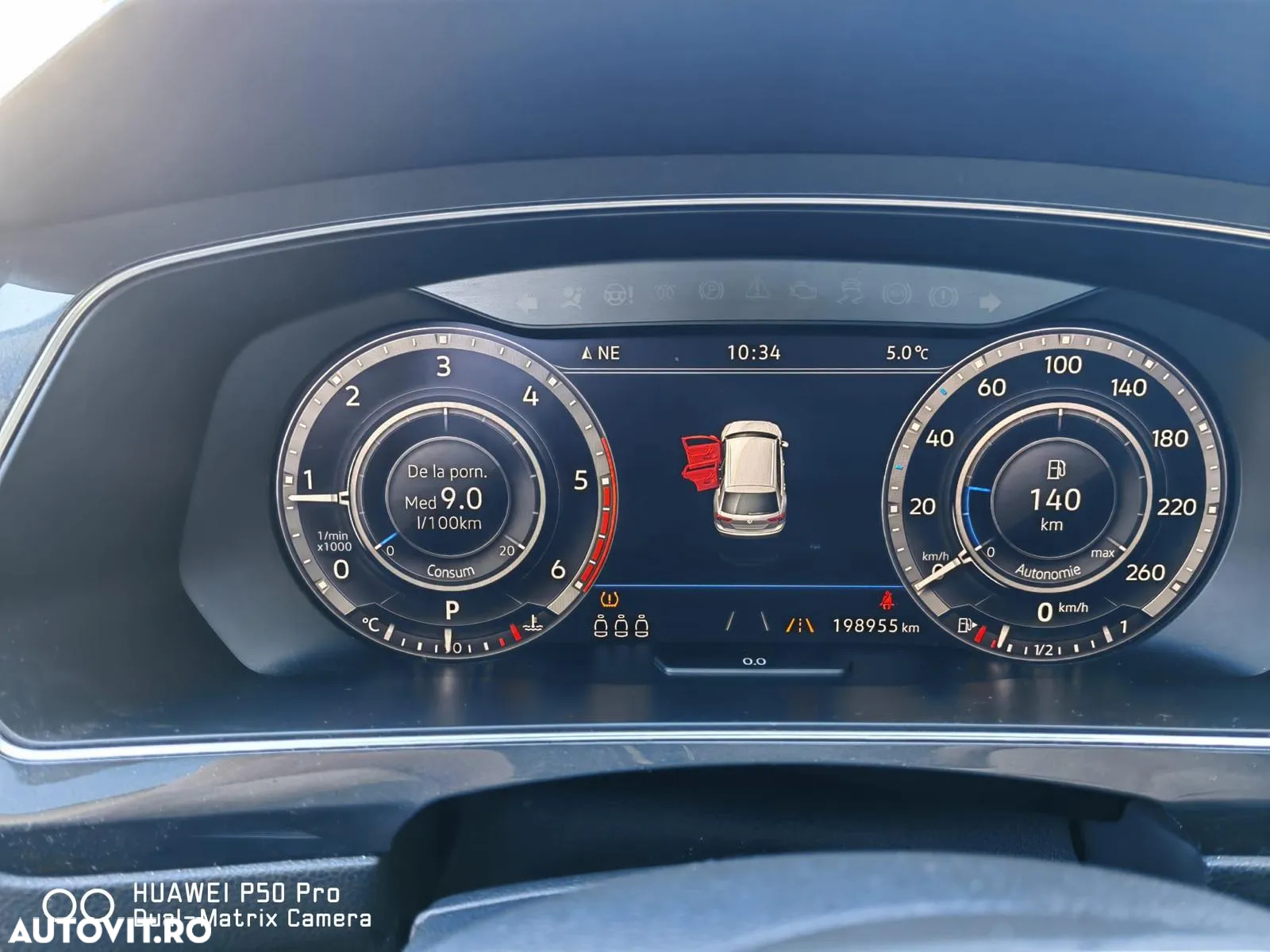 Volkswagen Tiguan - 2