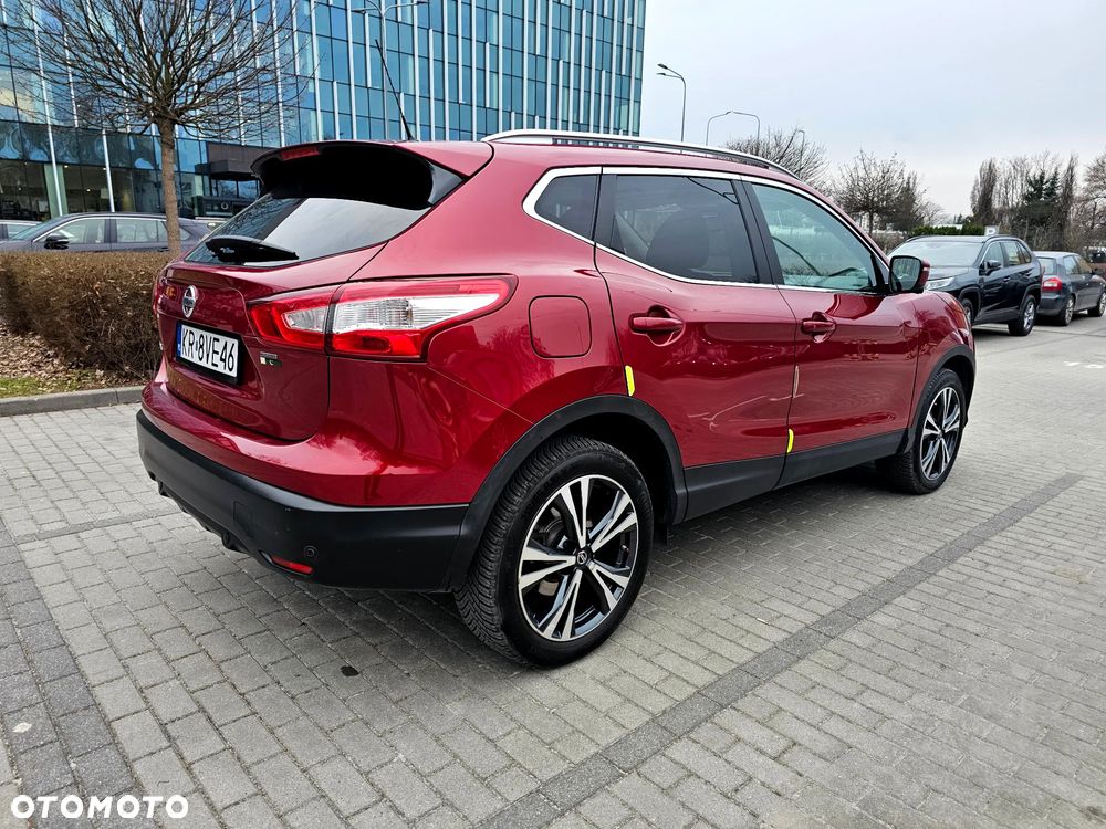 Nissan Qashqai 1.6 dCi Xtronic TEKNA+ - 8