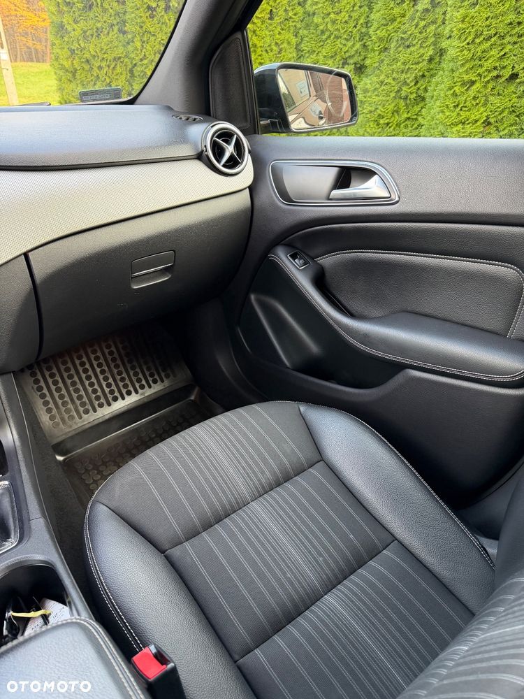 Mercedes-Benz Klasa B 180 CDI BlueEFFICIENCY EDITION 1 - 16