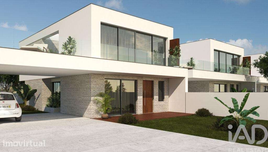 Casa / Villa T3 em Rio Maior de 226,00 m2 - Grande imagem: 5/30