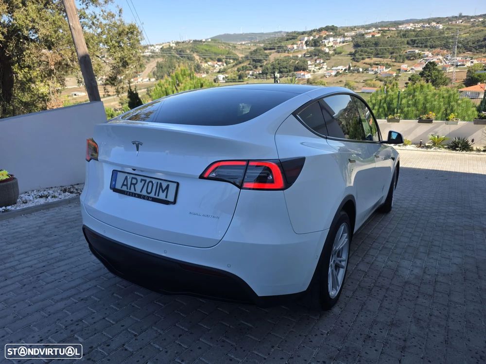Tesla Model Y Long Range Tração Integral - 16