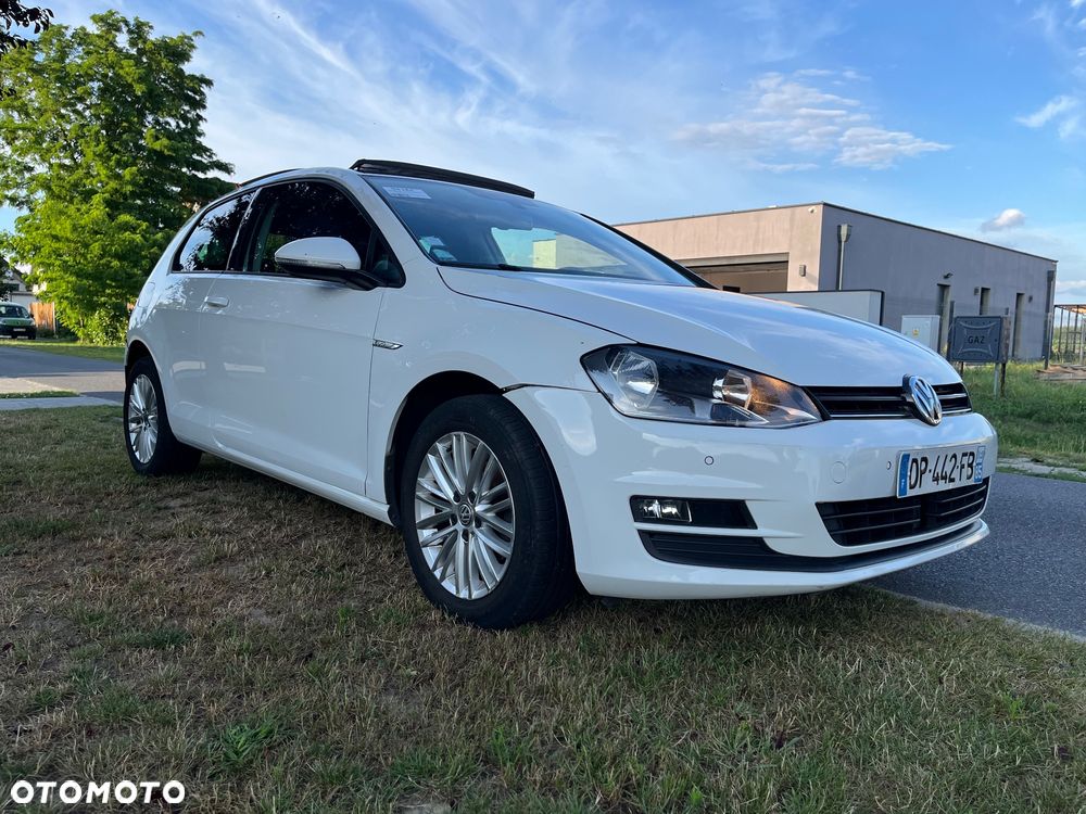 Volkswagen Golf 1.2 TSI BlueMotion Technology Cup - 23