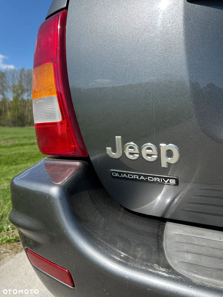 Jeep Grand Cherokee - 10