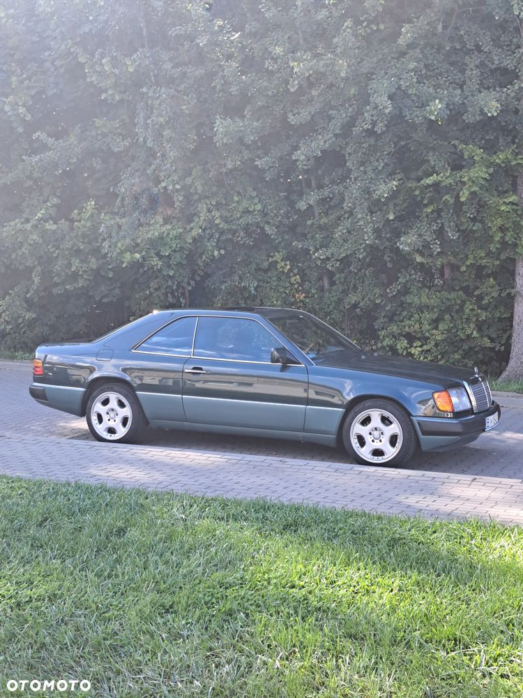 Mercedes-Benz W124 (1984-1993) - 1