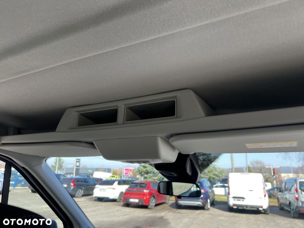 Ford Transit - 28