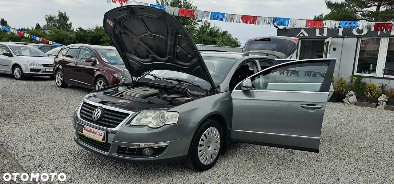 Volkswagen Passat - 15