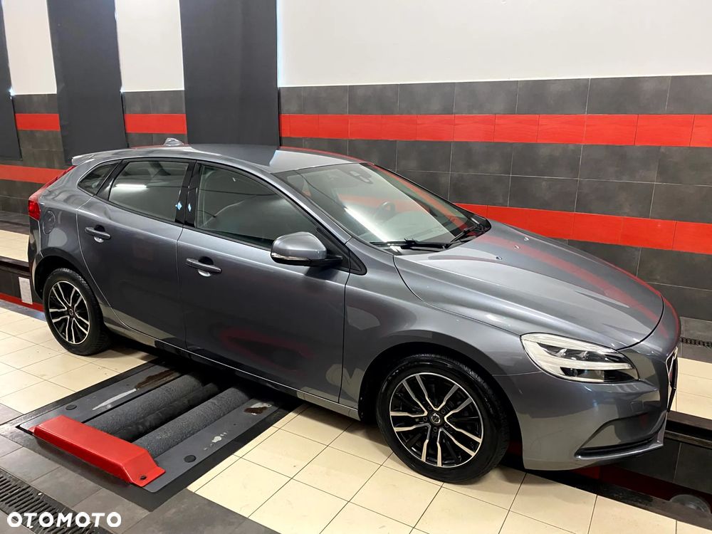 Volvo V40 D2 Drive-E Summum - 5