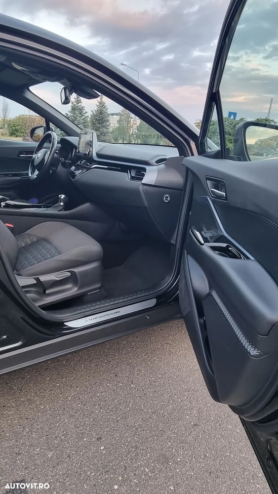 Toyota C-HR - 29