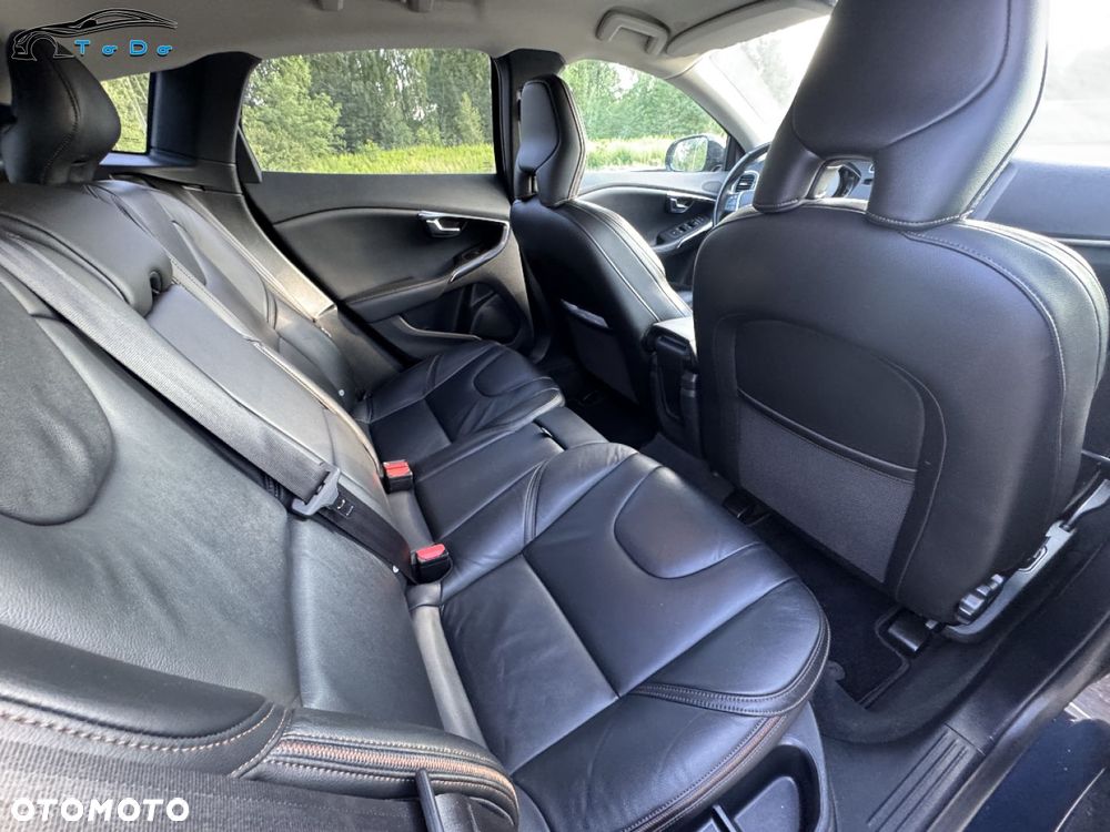 Volvo V40 Cross Country D3 Summum - 24