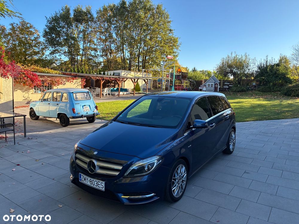 Mercedes-Benz Klasa B 180 CDI - 35
