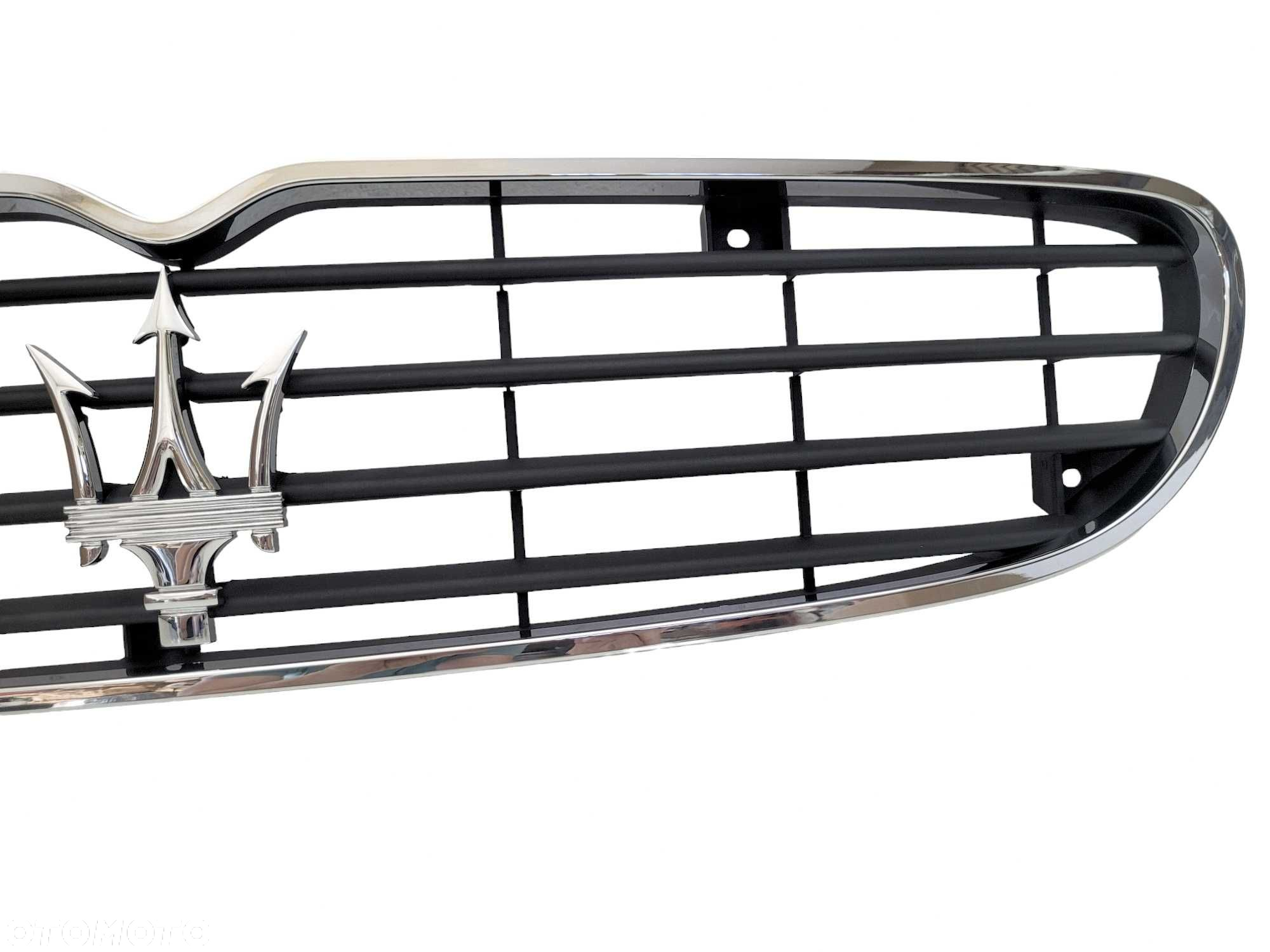 Maserati 4200 COUPE, SPYDER Lift  - GRILL atrapa zderzaka - OE NOWA - 3