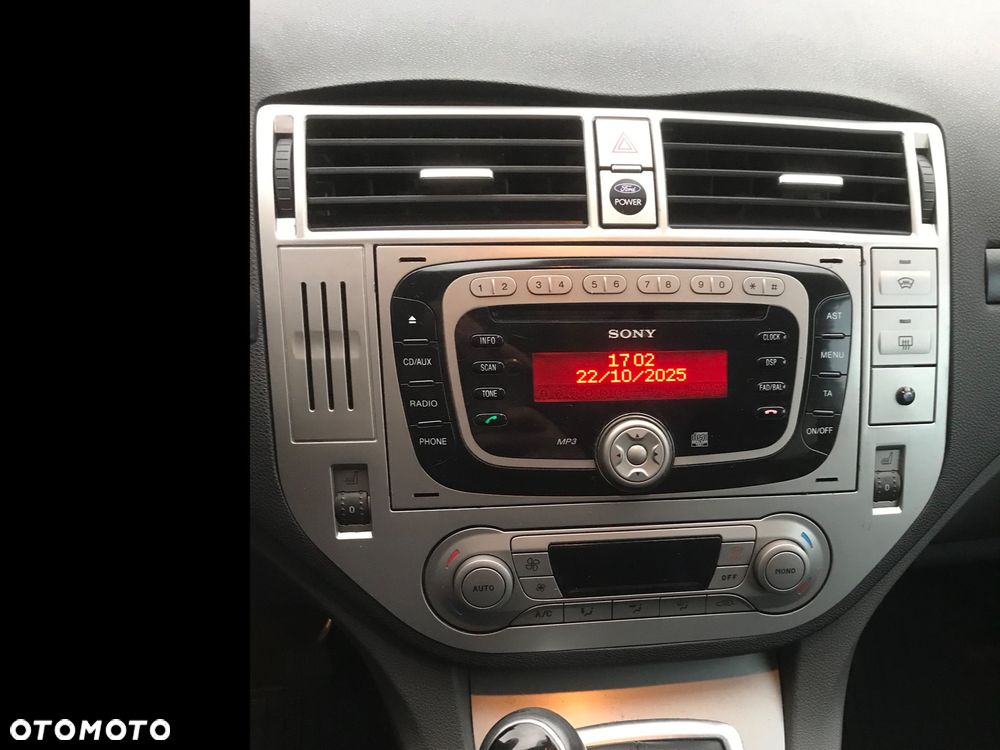 Ford Kuga 2.0 TDCi Titanium - 13