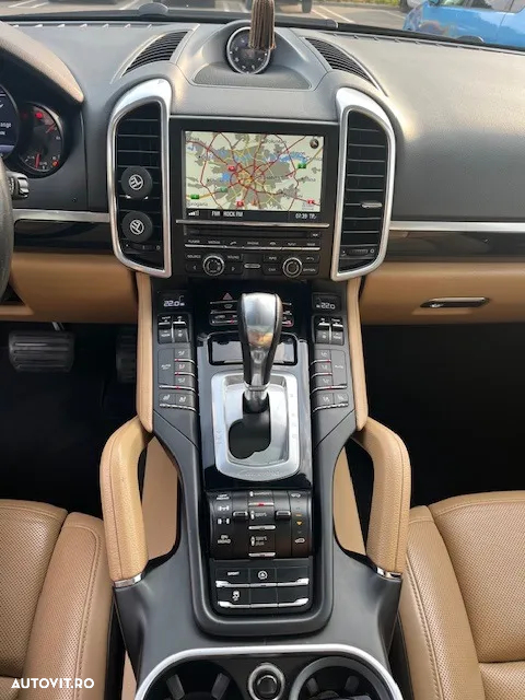 Porsche Cayenne 3.0TD TipTronic - 10