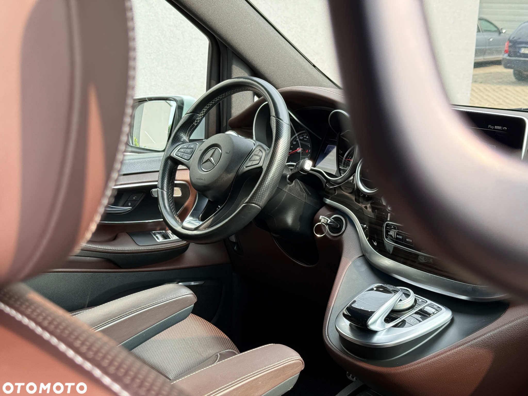 Mercedes-Benz Klasa V 250 (BlueTEC) d Avantgarde 7G-Tronic - 13