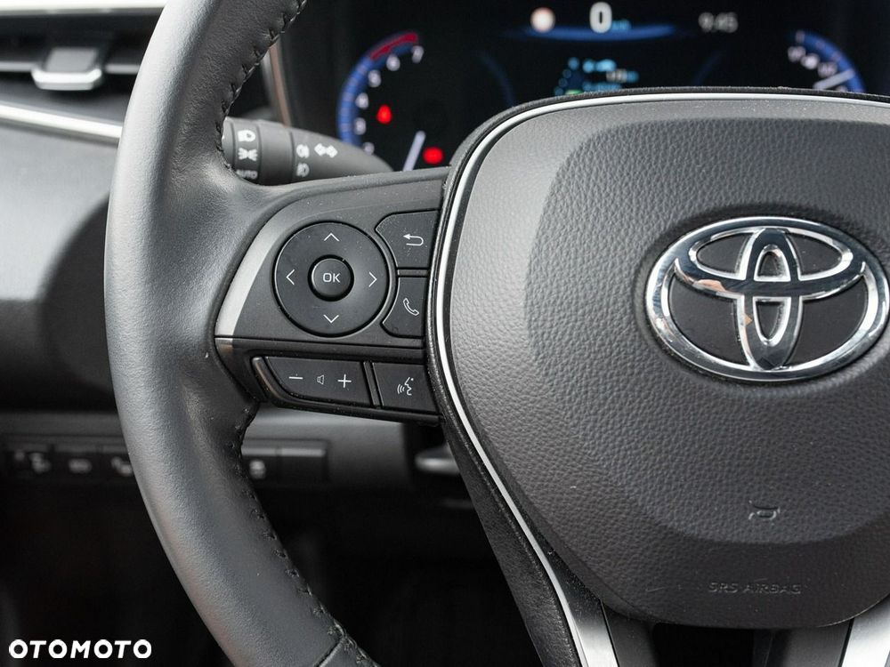 Toyota Corolla - 13