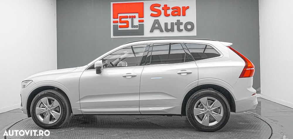 Volvo XC 60 B4 MHEV AT8 AWD Momentum Pro - 10