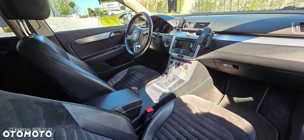 Volkswagen Passat 2.0 TDI DPF DSG Highline - 19