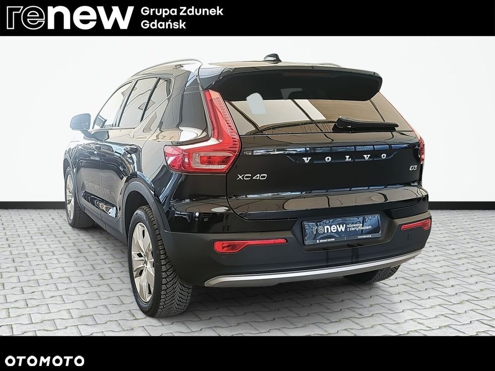 Volvo XC 40 D3 Momentum - 11