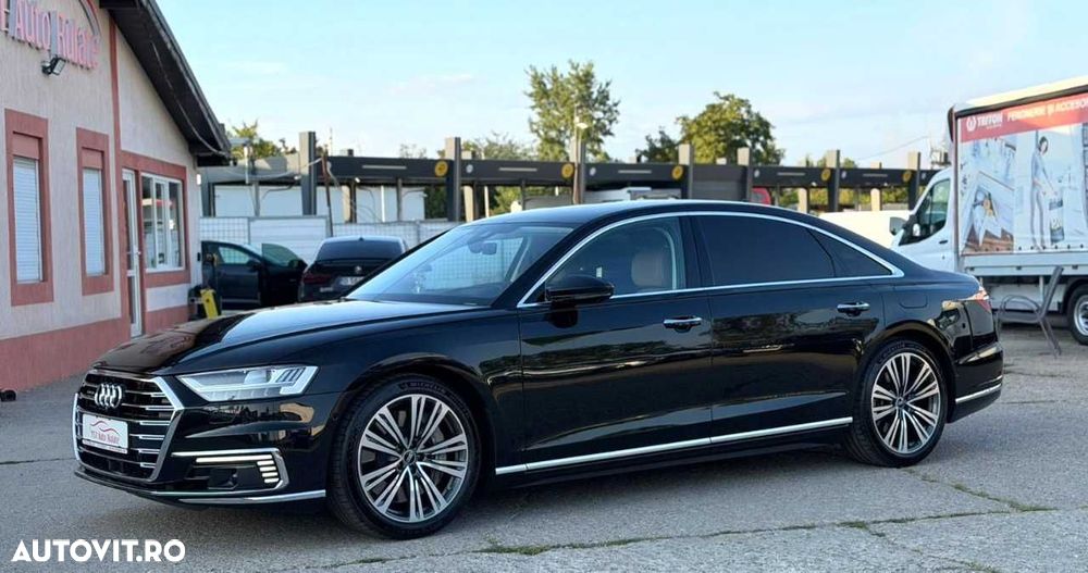 Audi A8 - 4