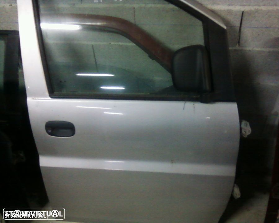 porta hyundai H1 - 1