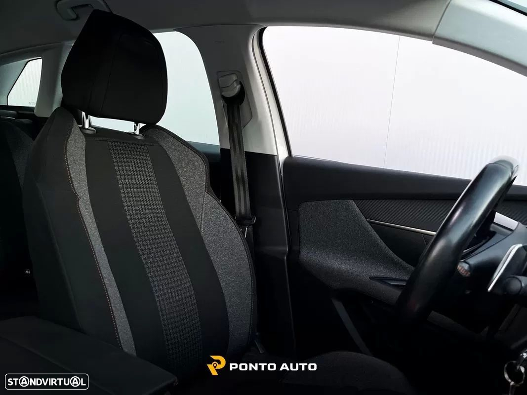 Peugeot 3008 1.2 PureTech Allure EAT6 - 13