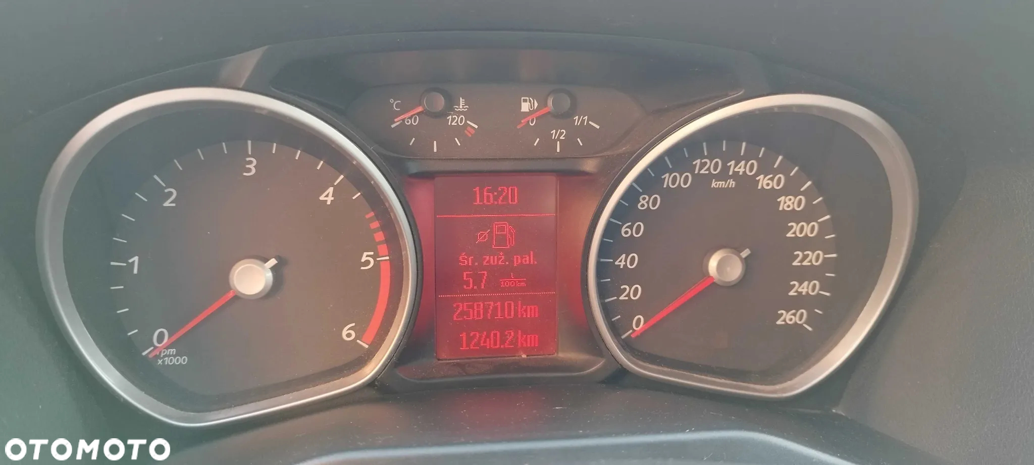 Ford Mondeo - 11