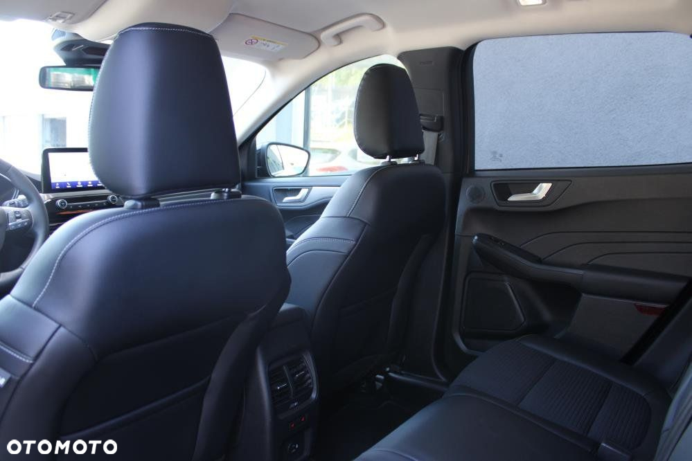 Ford Kuga - 11