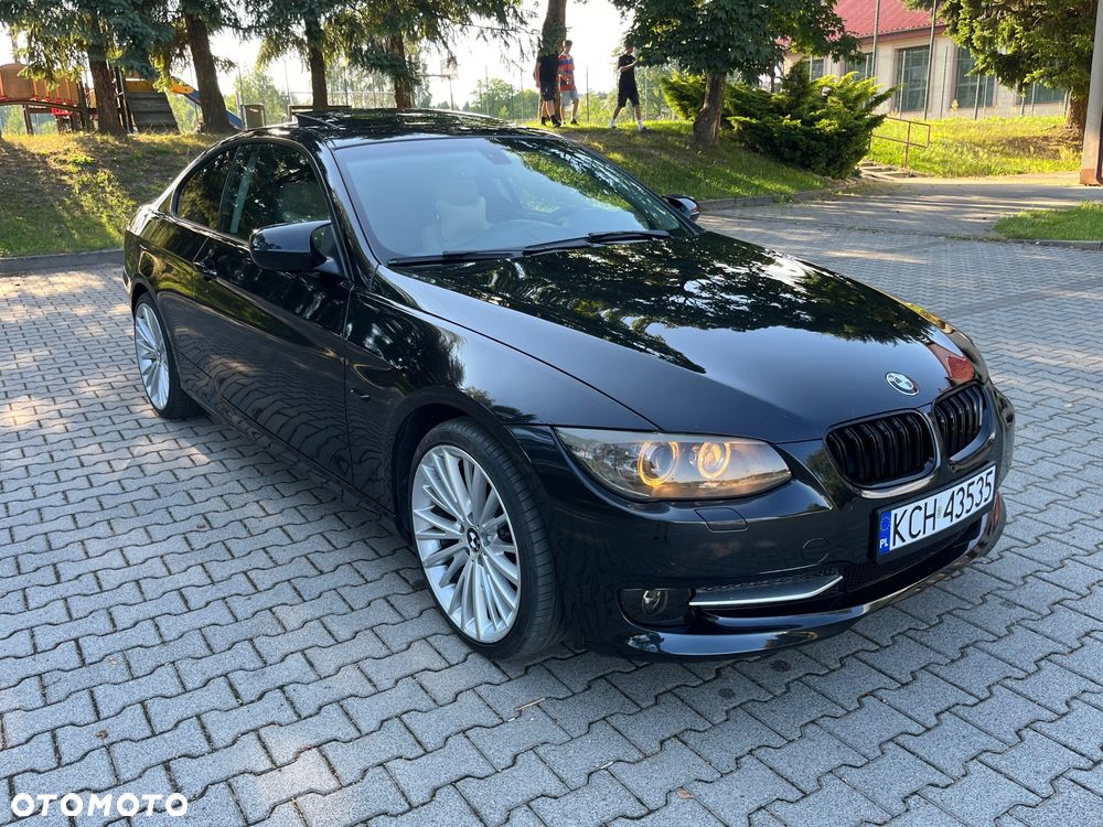 BMW Seria 3 320i - 8