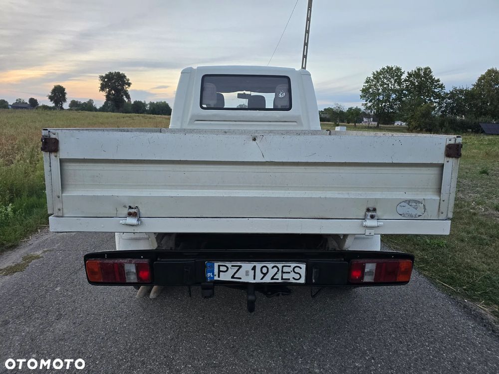 Volkswagen Transporter - 5