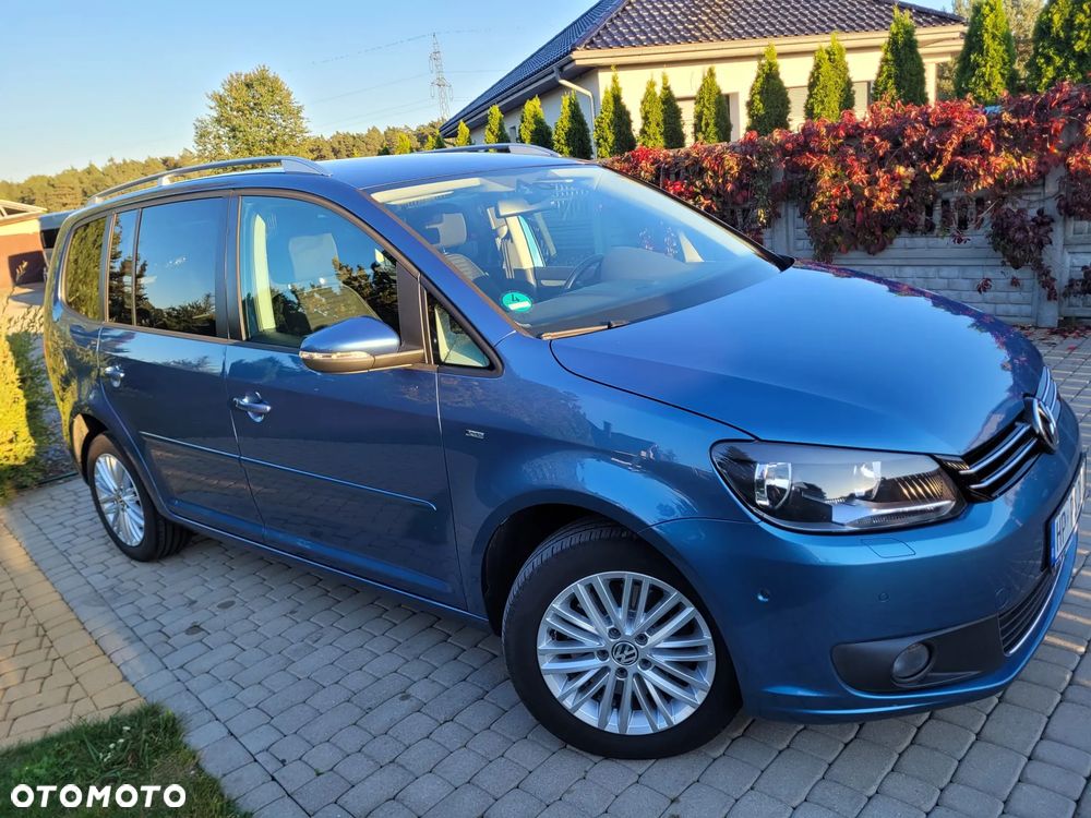 Volkswagen Touran - 10