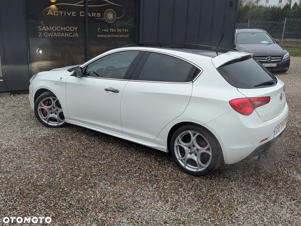 Alfa Romeo Giulietta 1750 TBi QV TCT - 10