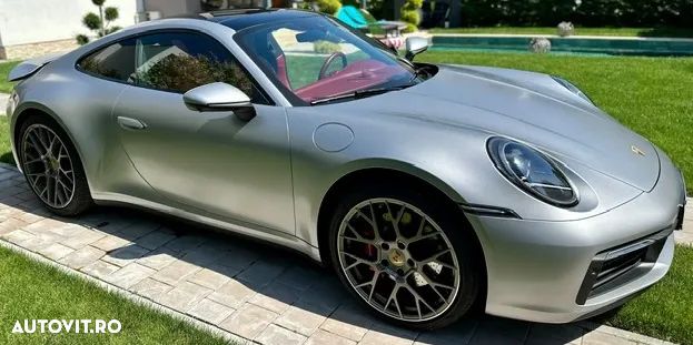 Porsche 992 - 1