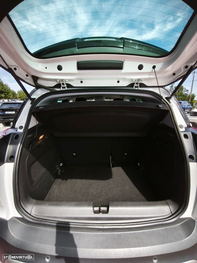Opel Crossland X 1.2 Innovation - 27